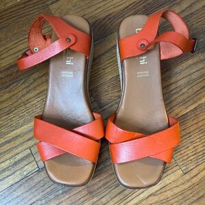 Bertuchi genuine leather sandals